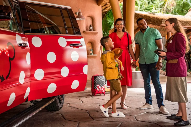 Minnie Van guests at Kidani Village
