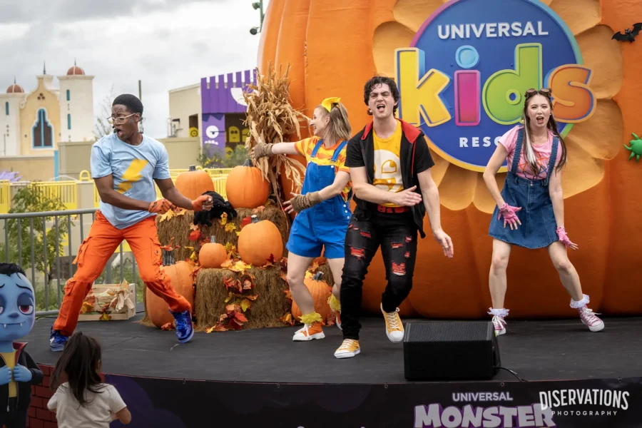 Monster Tots Superfan Spooktacular performers dance during the show