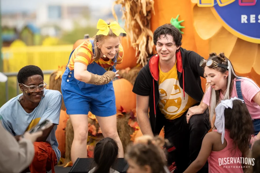 The Monster Tot fans interacting with the kids after the show