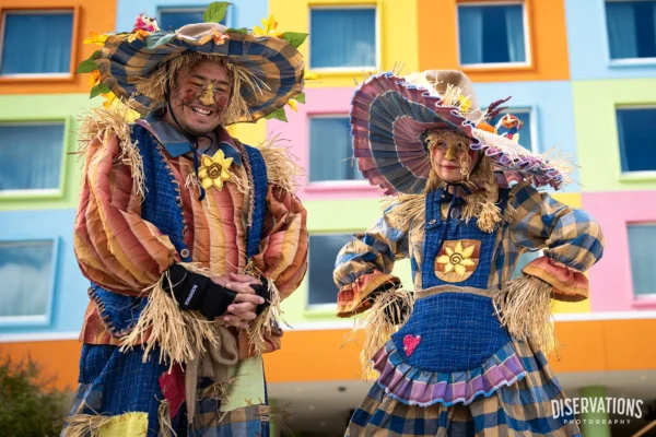 Scarecrow Stilt Walkers Join Halloween at Universal Kids Resort